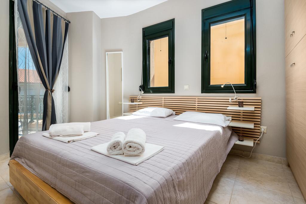 Toroni Blue Apartment Exterior photo