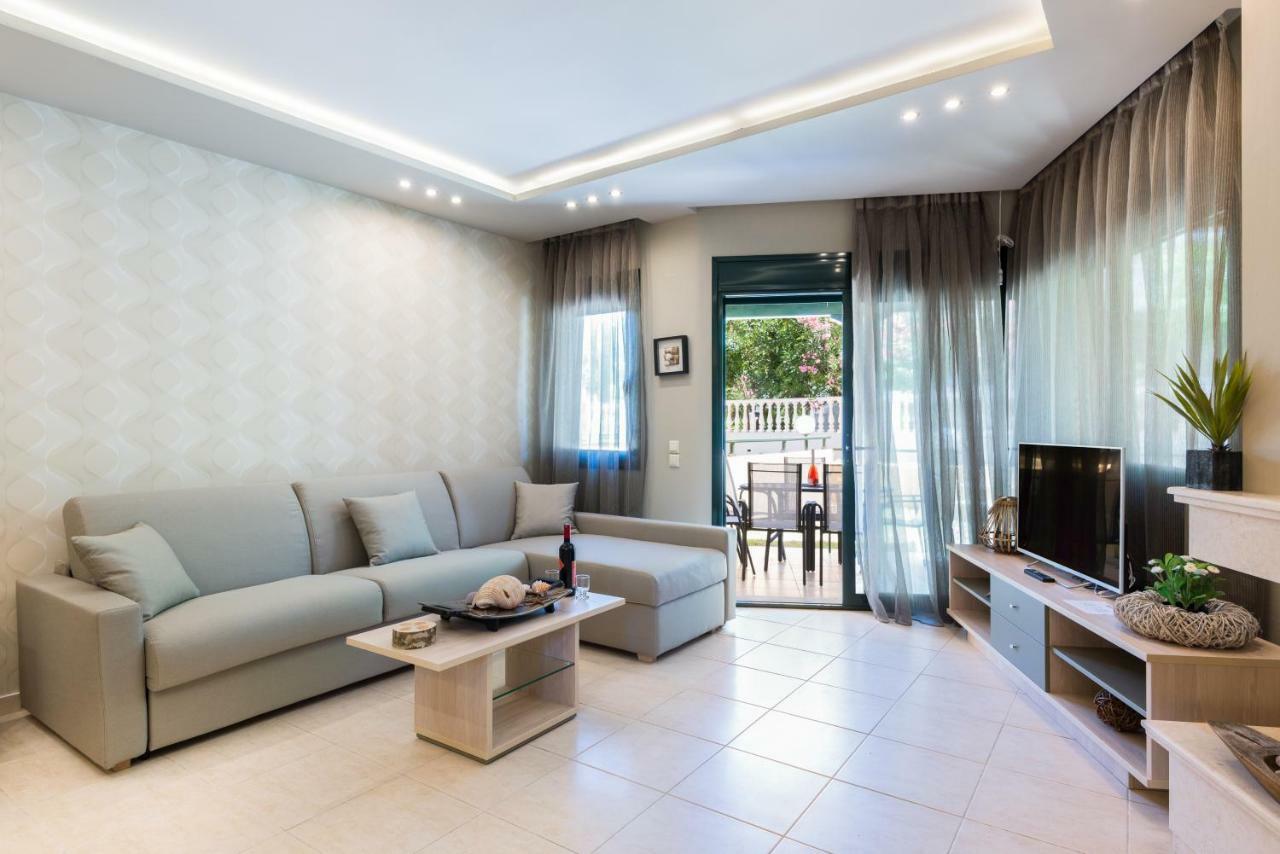 Toroni Blue Apartment Exterior photo